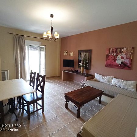 Ydna Family Hotel Apartments Poszídi Kültér fotó