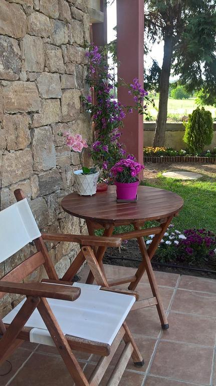 Ydna Family Hotel Apartments Poszídi Kültér fotó